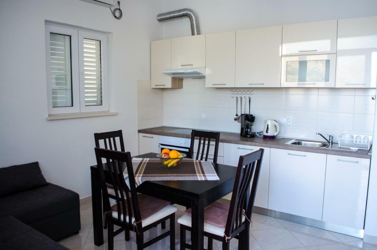 Apartment Rina *